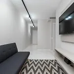 Lindo Augusta